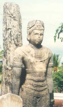 Ancient statue of King Mahasena at Kirivehera