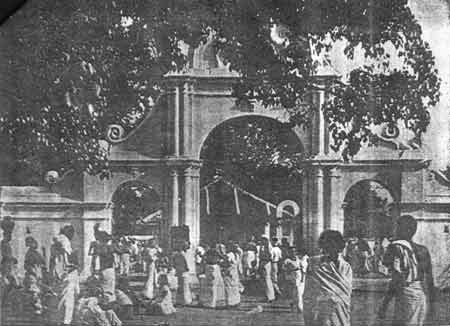 Arch entrance to Kataragama Mahadevale in 1953