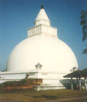 Kiri Vehera stupa
